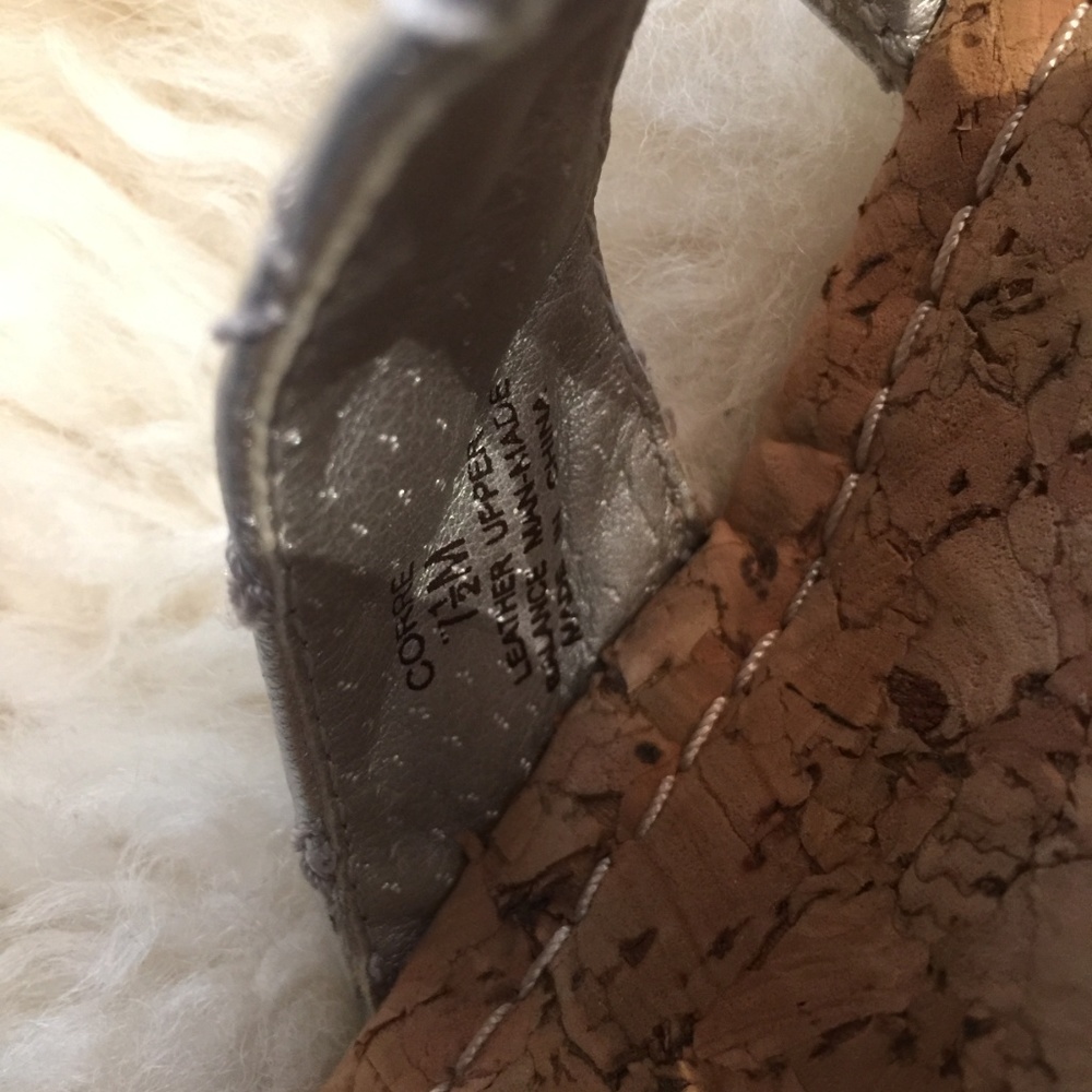 Steve Madden Silver Wedges - Picture 5 of 5